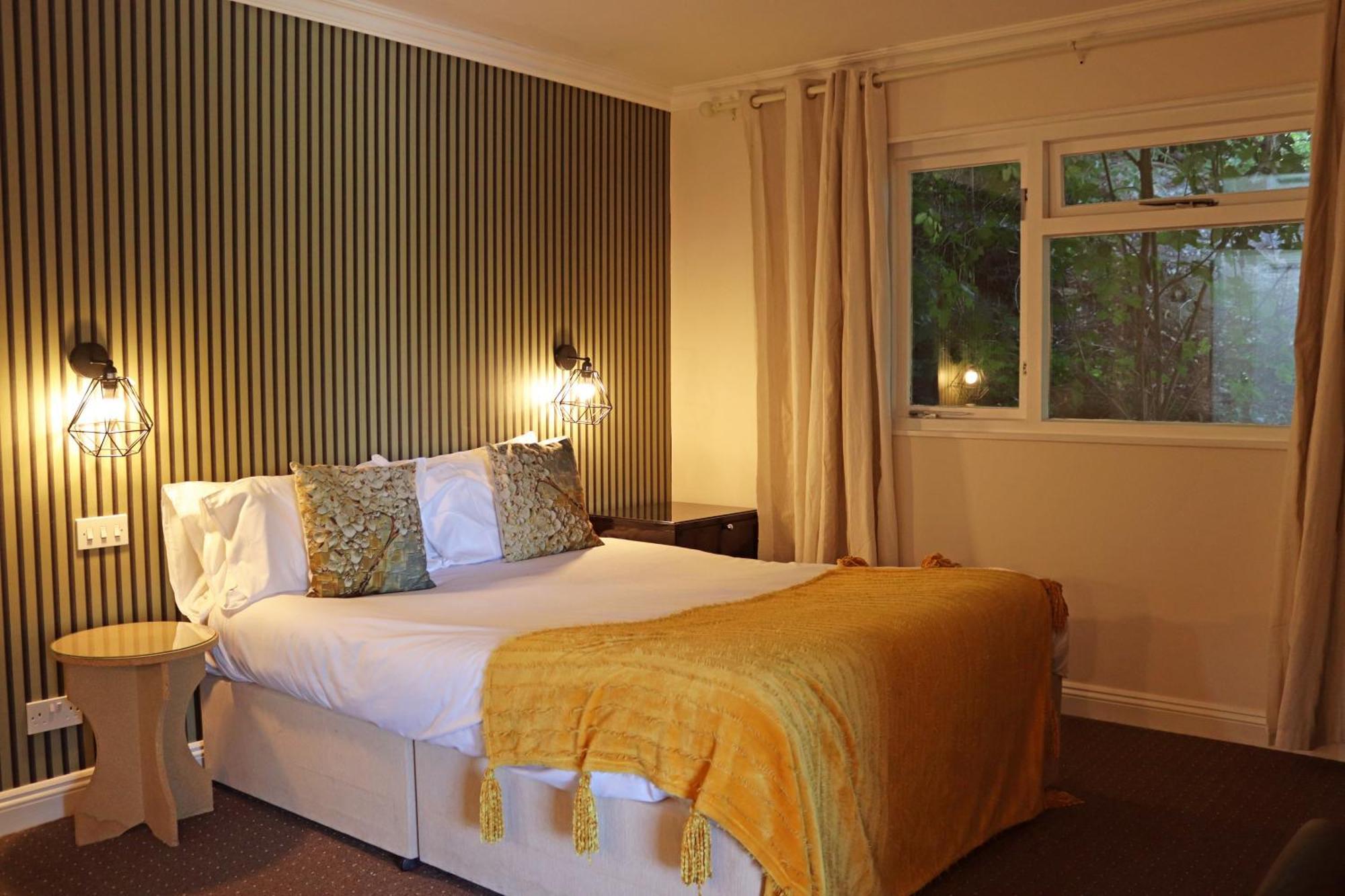 וולינגפורד Shillingford Bridge Hotel מראה חיצוני תמונה